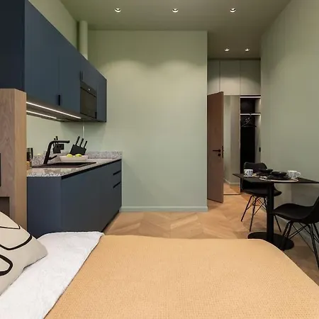 Premium Design Studio Top Location Fast Wifi 아파트 리가